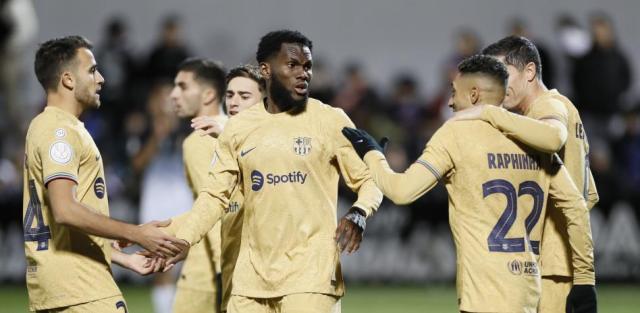 dota2直播-新时代巴萨首战果然5比0，费兰咋就被打出抑郁症了